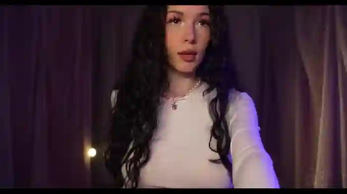 sophia_lean