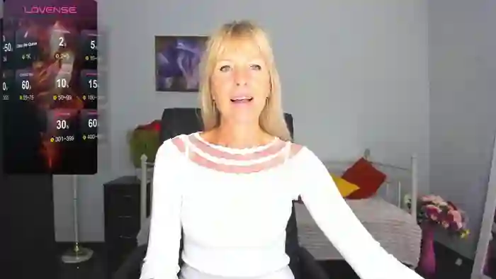 anita_tayson