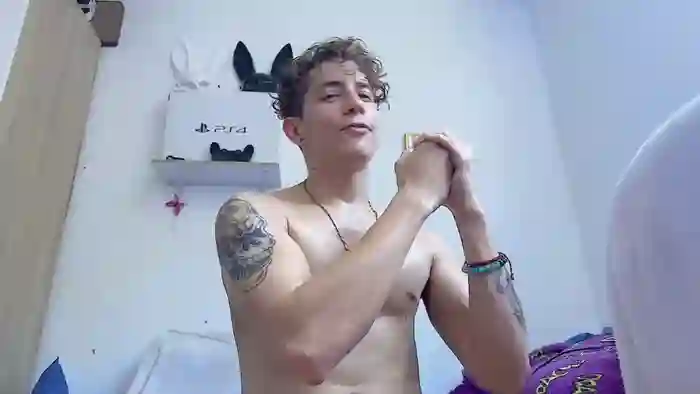 xandernaked