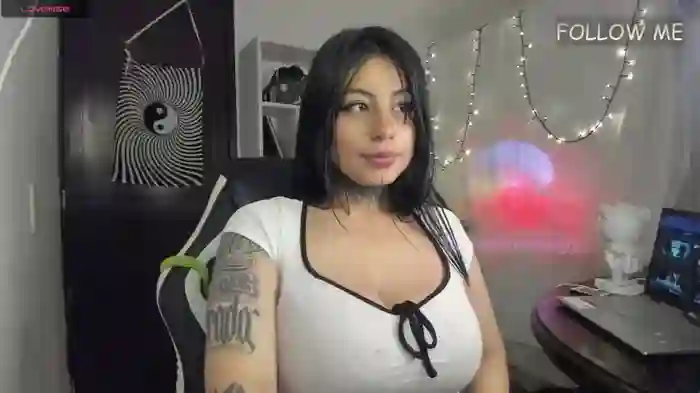 dollhoneycam