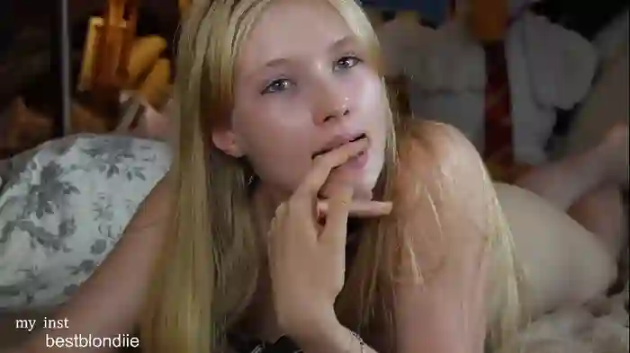 bestblondiiecb