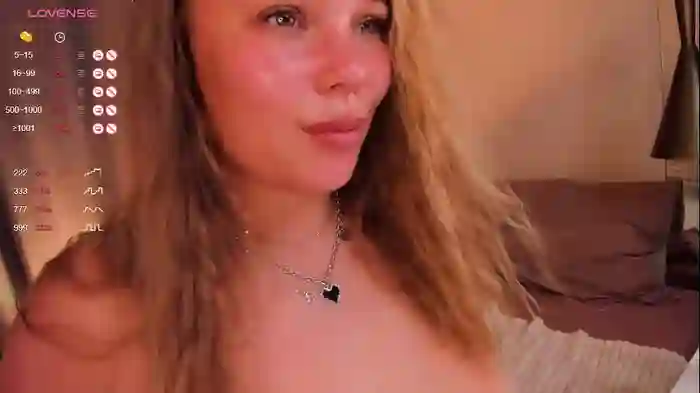 alice_pinkys