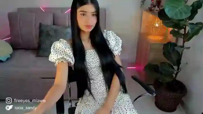 lucia_sandy