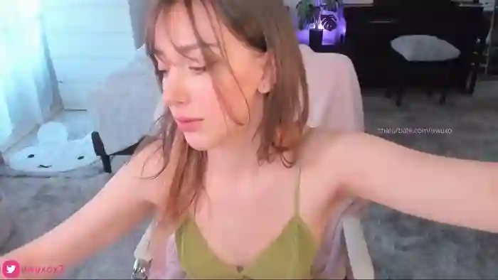 uwuxo
