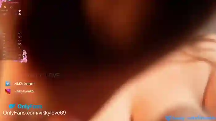 vikkyy_love