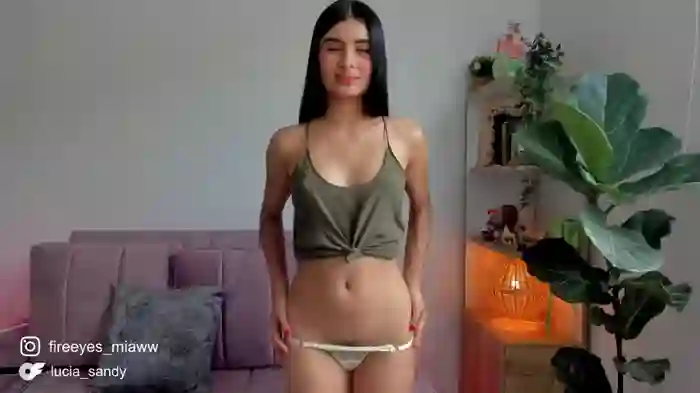 lucia_sandy