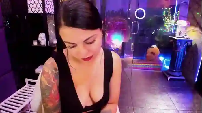 alma_pearl