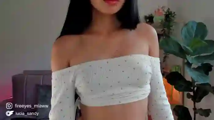 lucia_sandy