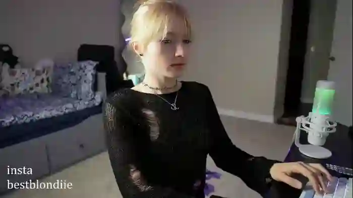 bestblondiiecb