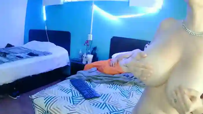 kayleecumsalot