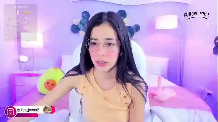 lara_jeean