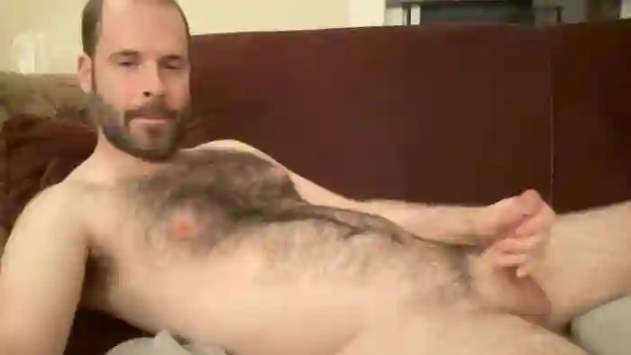 hairy_stud_4u