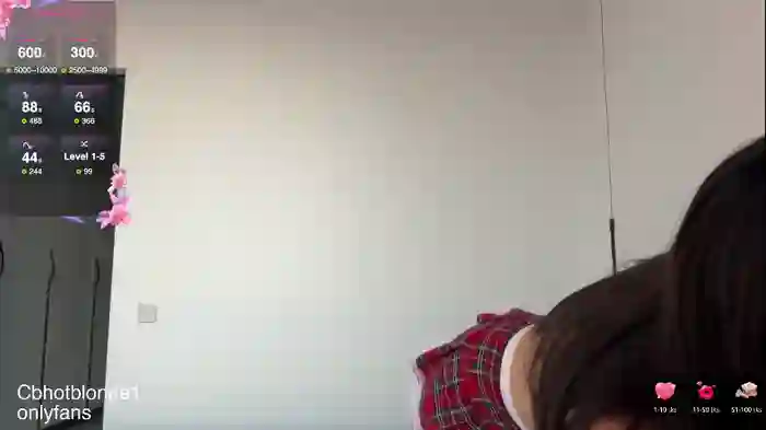 cbhotblonde