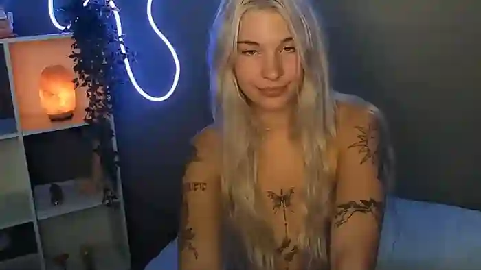 annieangel18