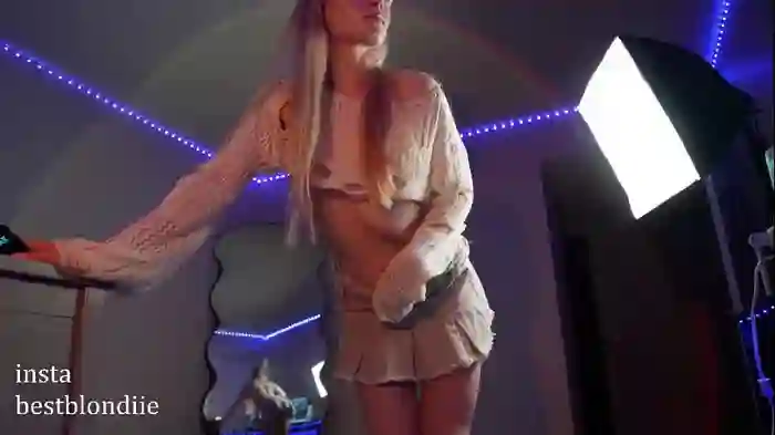 bestblondiiecb