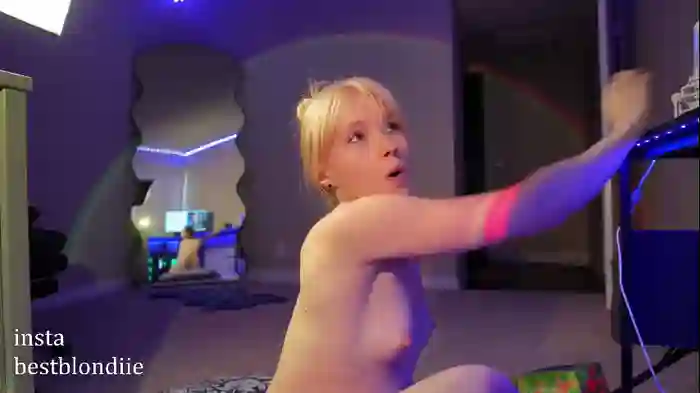 bestblondiiecb