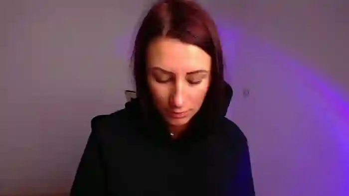 _emma_lay