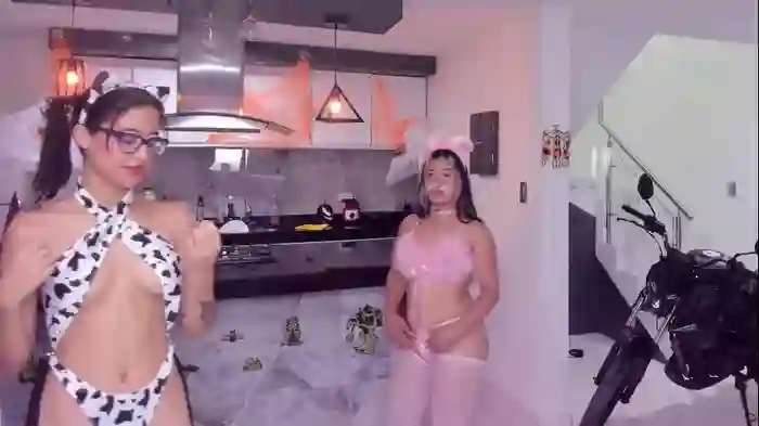 sexy_hot_friends_