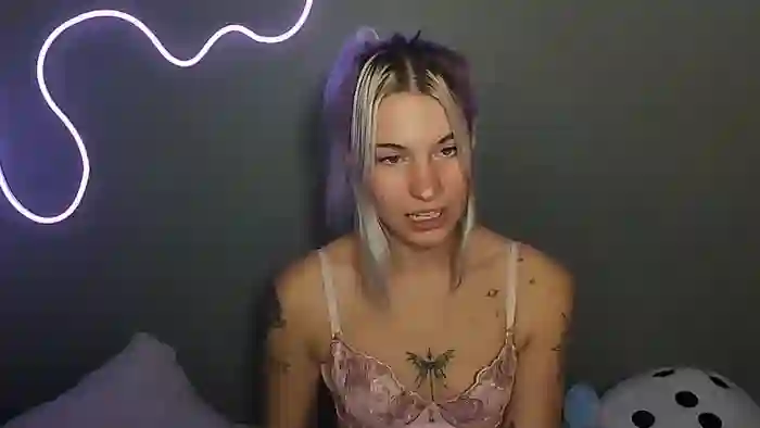 annieangel18