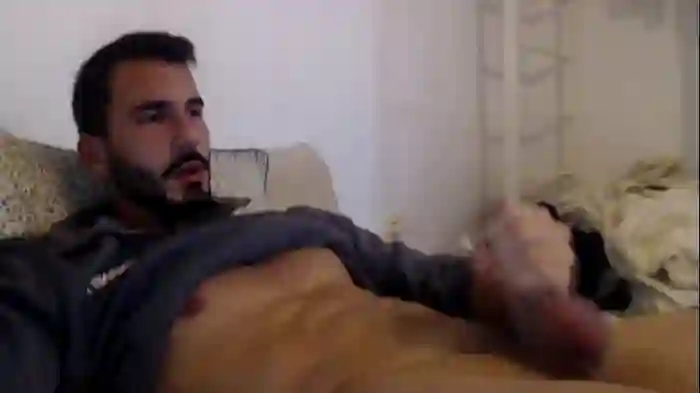 hornyasfuckk33