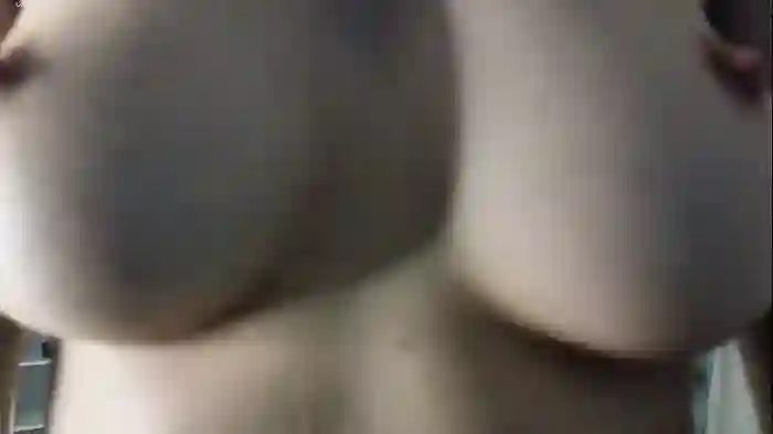 lauratanguy