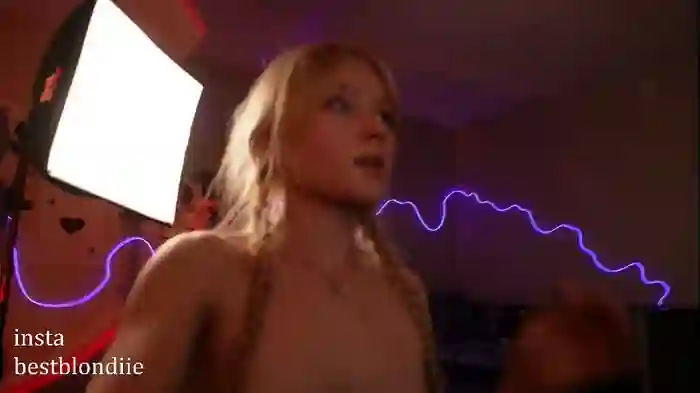 bestblondiiecb