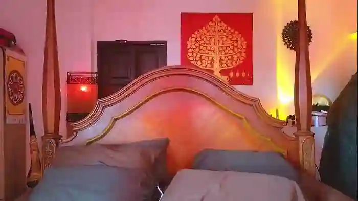 _demi_dee_