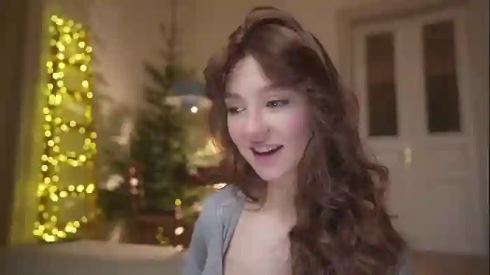 mia_elfie