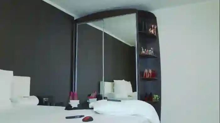 hefner_girl