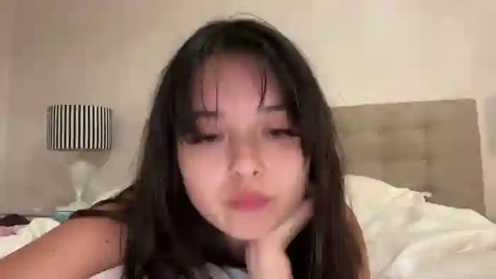 sarah_heart_aus