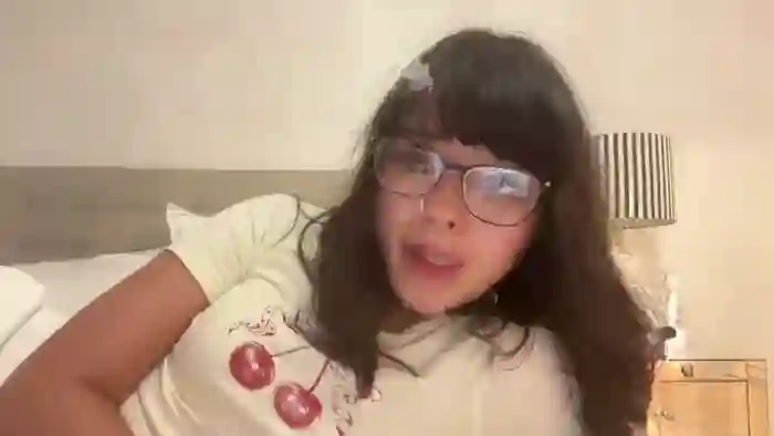 sarah_heart_aus