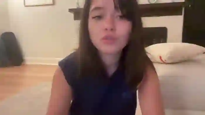 sarah_heart_aus
