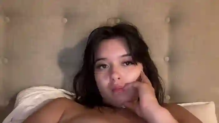 sarah_heart_aus