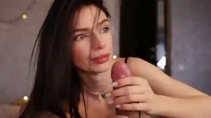 alexa_alex_liepa
