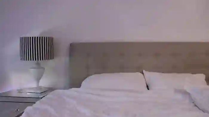 sarah_heart_aus