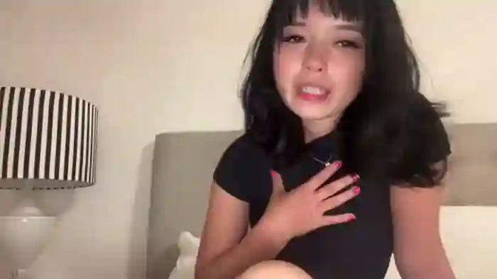 sarah_heart_aus