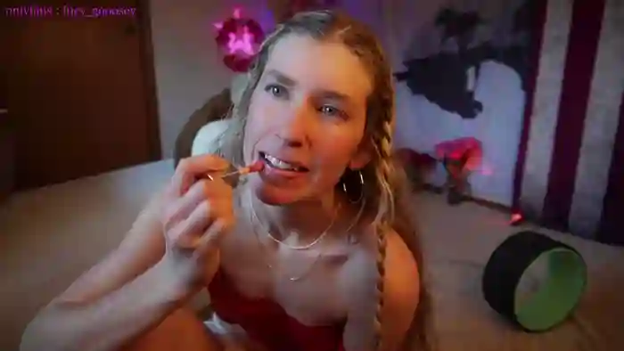 lucy_gooosey