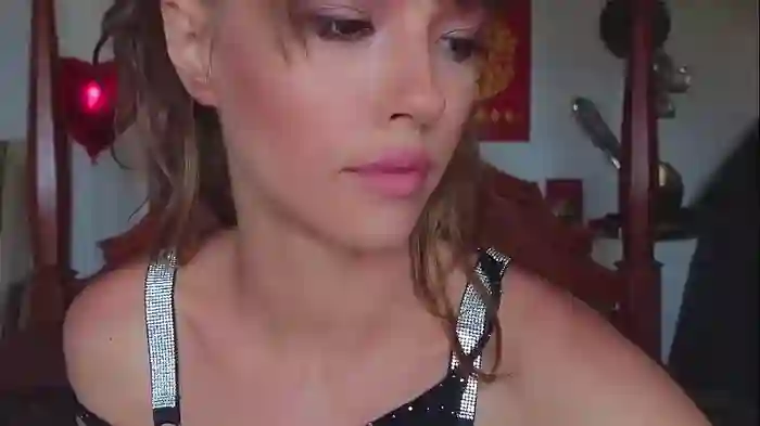 _demi_dee_