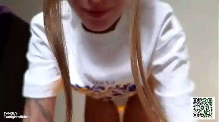 tootightwithbra