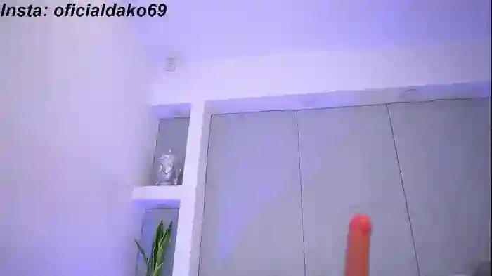 dakota_leex