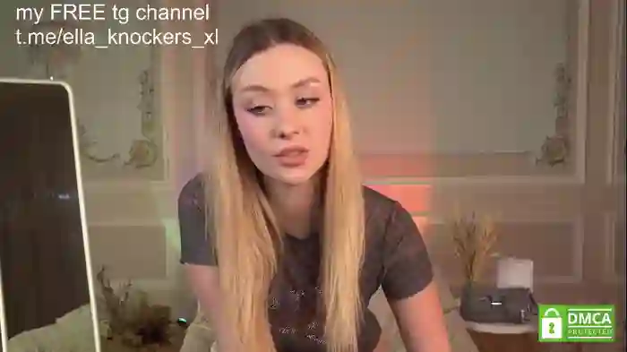 ella_knockers_xl