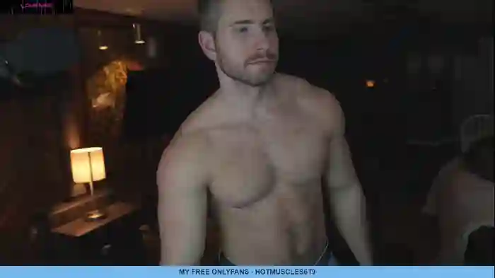 hotmuscles6t9