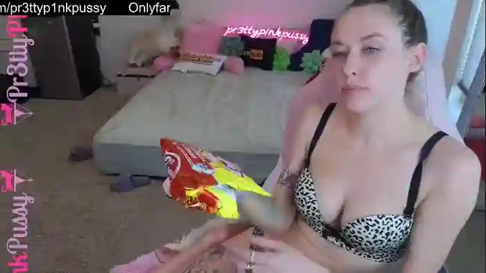 pr3ttyp1nkpussy