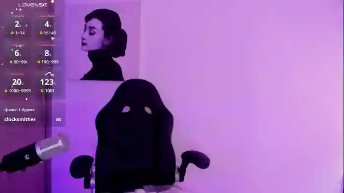 thecosmicgirl