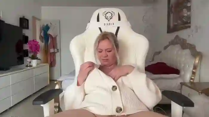 kiradivine