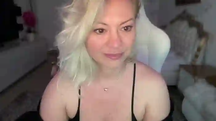 kiradivine