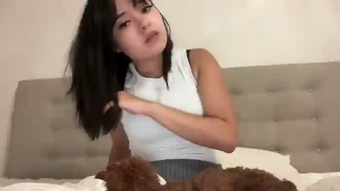 sarah_heart_aus