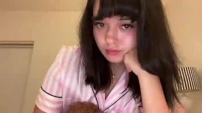 sarah_heart_aus