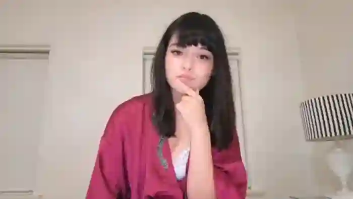 sarah_heart_aus