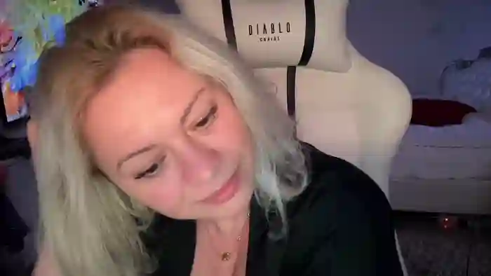 kiradivine